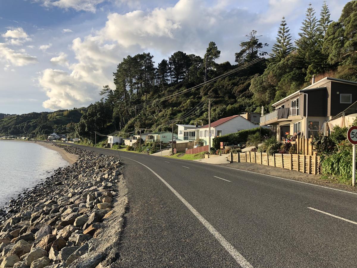 مبيت وإفطار Tapu Te Mata Bay Seaviews المظهر الخارجي الصورة